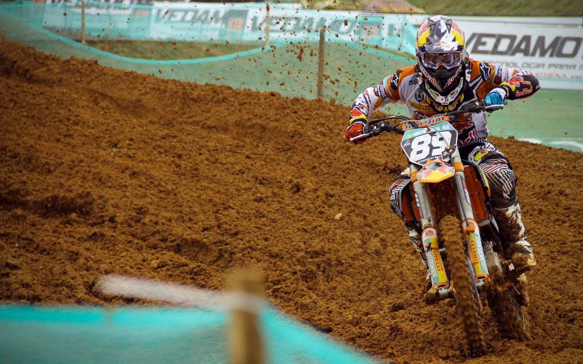 哈兰德持续火热，英超攻城拔寨，已破纪录数次，哈兰德联赛进球